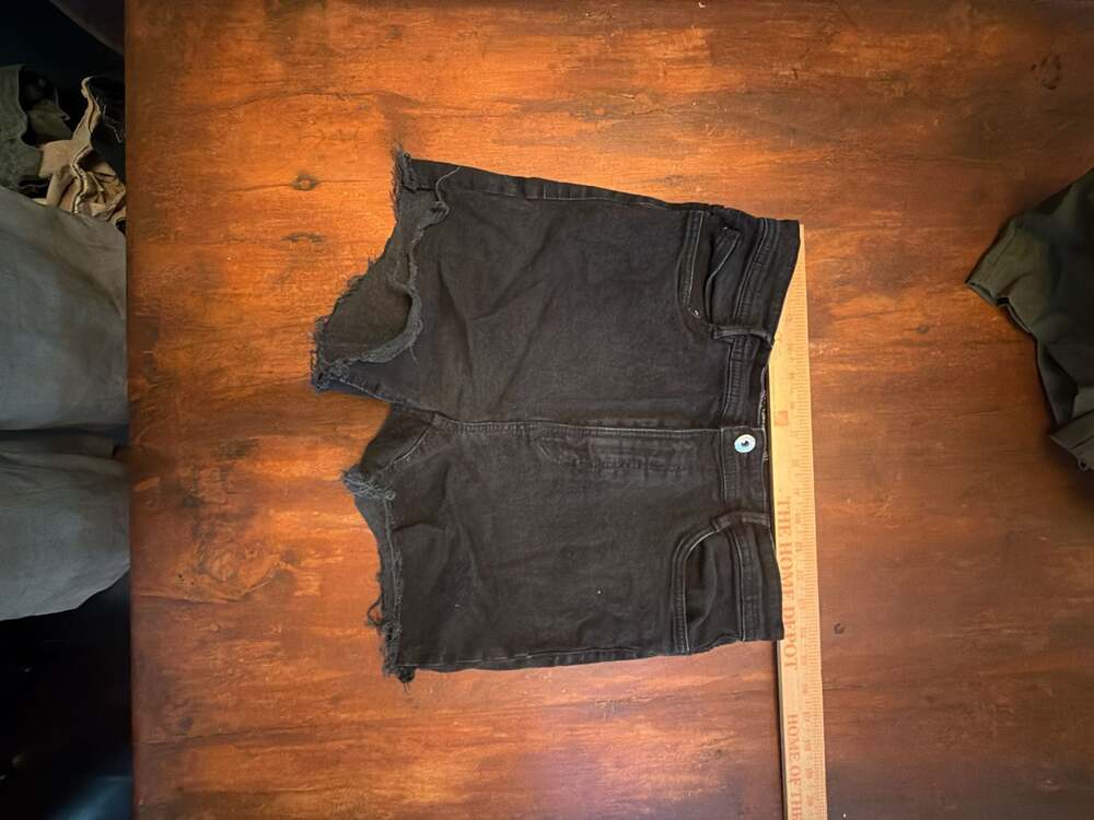 Zara Trafaluc Denimwear Black Raw Hem Jean Shorts Size 10